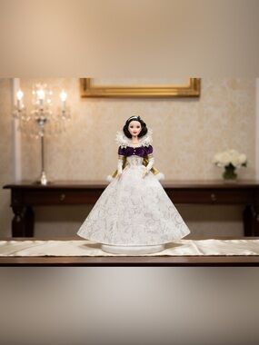 Barbie 1996 Disney Mattel Snow White Holiday Walt Disney Collector Doll Rare
